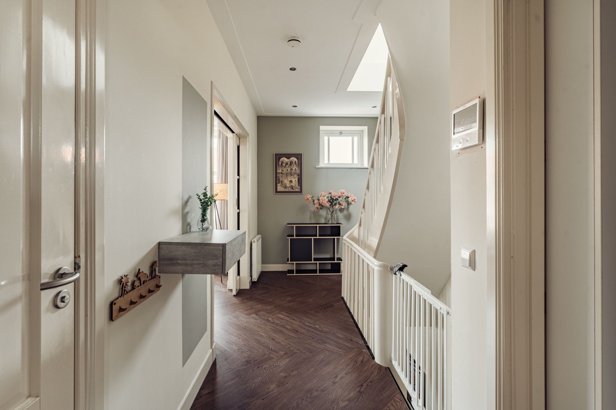 Spacious Corner Apartment with Sunny Terrace in Amsterdam's Rivierenbuurt — 19