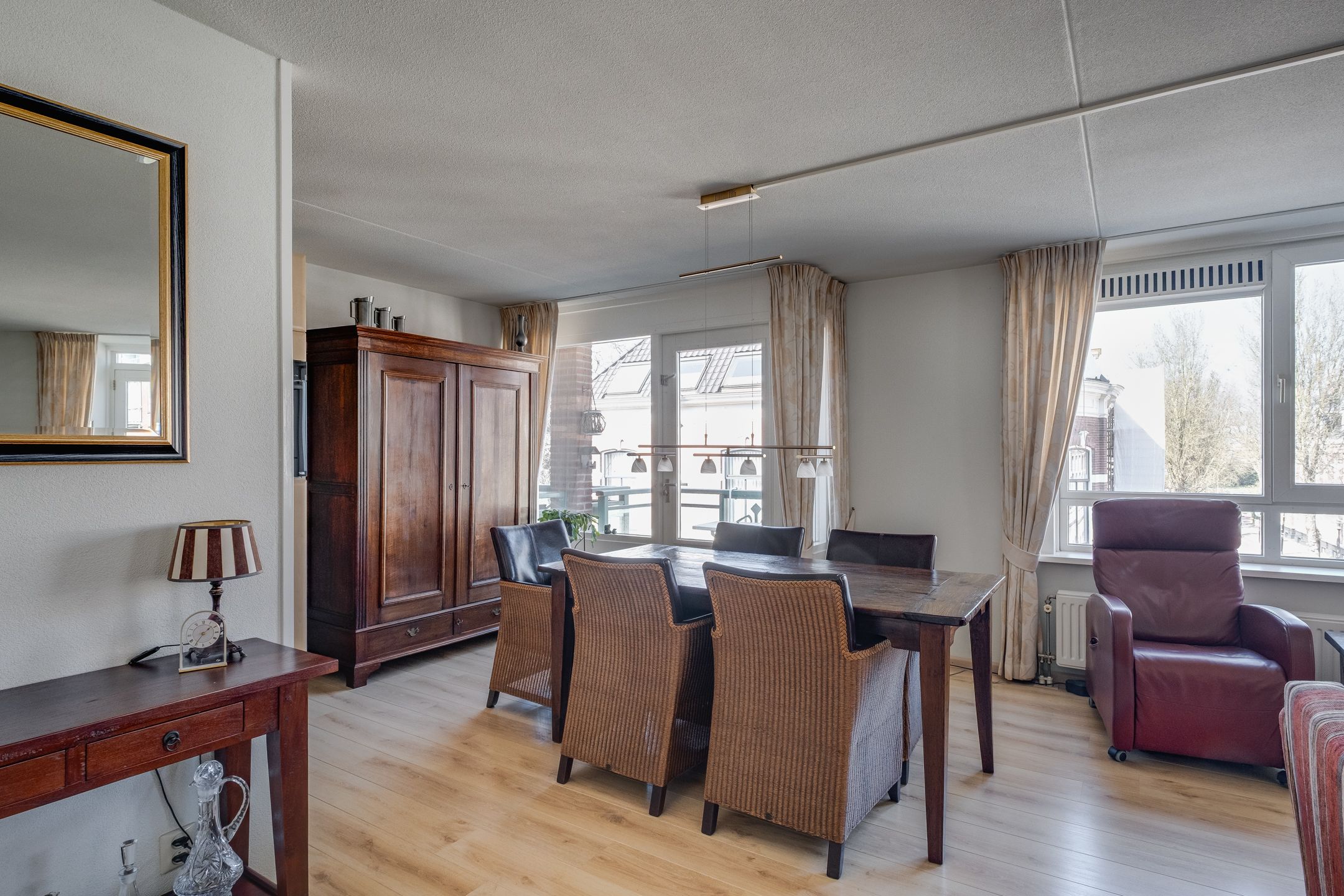 Photo 15 of Graaf van Burenstraat 2-F27