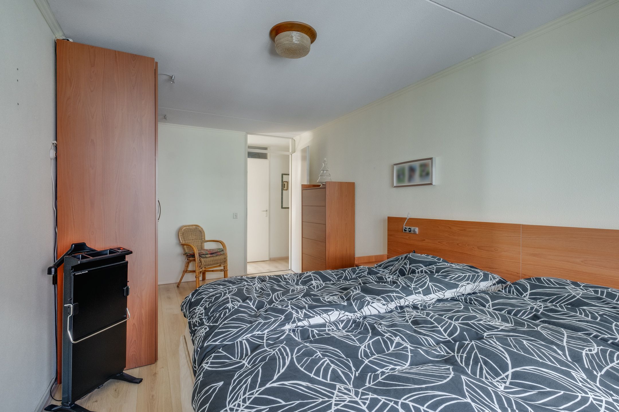 Photo 27 of Graaf van Burenstraat 2-F27