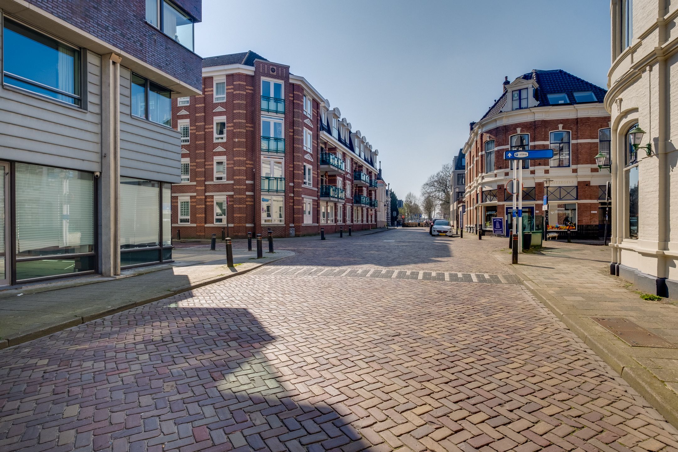 Photo 39 of Graaf van Burenstraat 2-F27