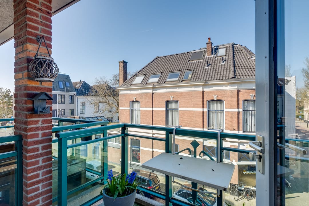 Photo 23 of Graaf van Burenstraat 2-F27