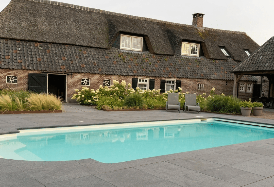 Luxury Farmhouse with Pool and Equestrian Facilities — 24
