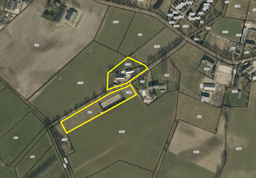 Luxury Farmhouse with Pool and Equestrian Facilities — 27