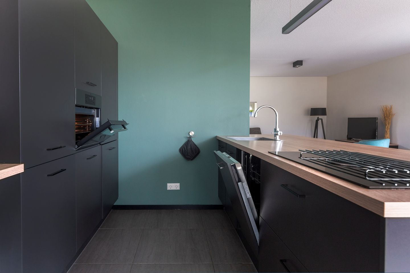 Photo 19 of Ridderstee 106