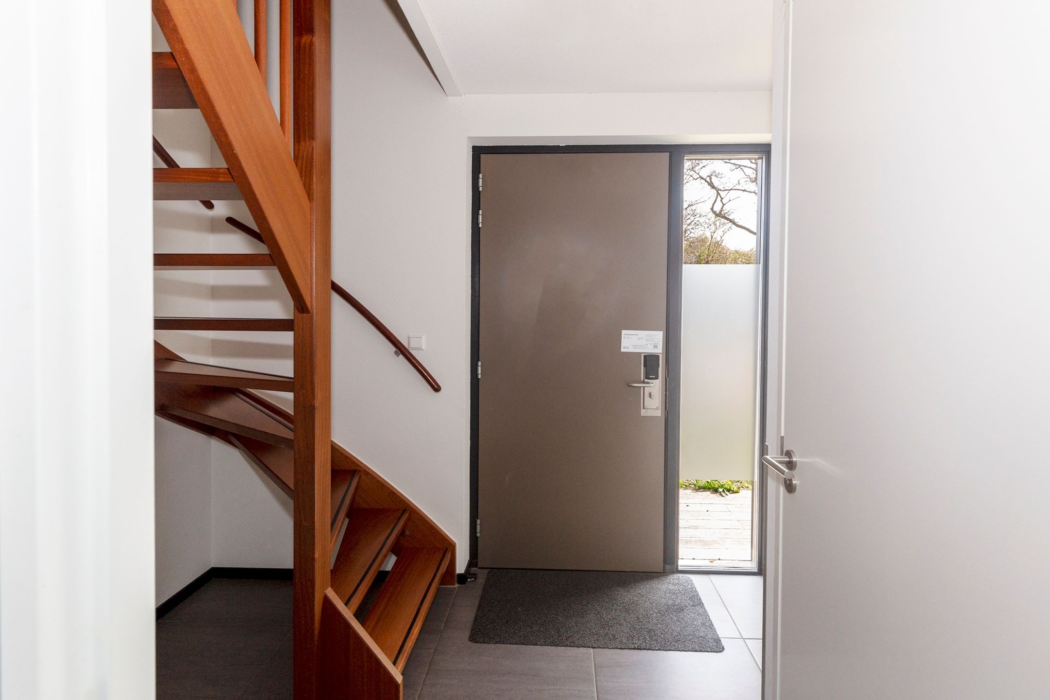 Photo 36 of Ridderstee 106