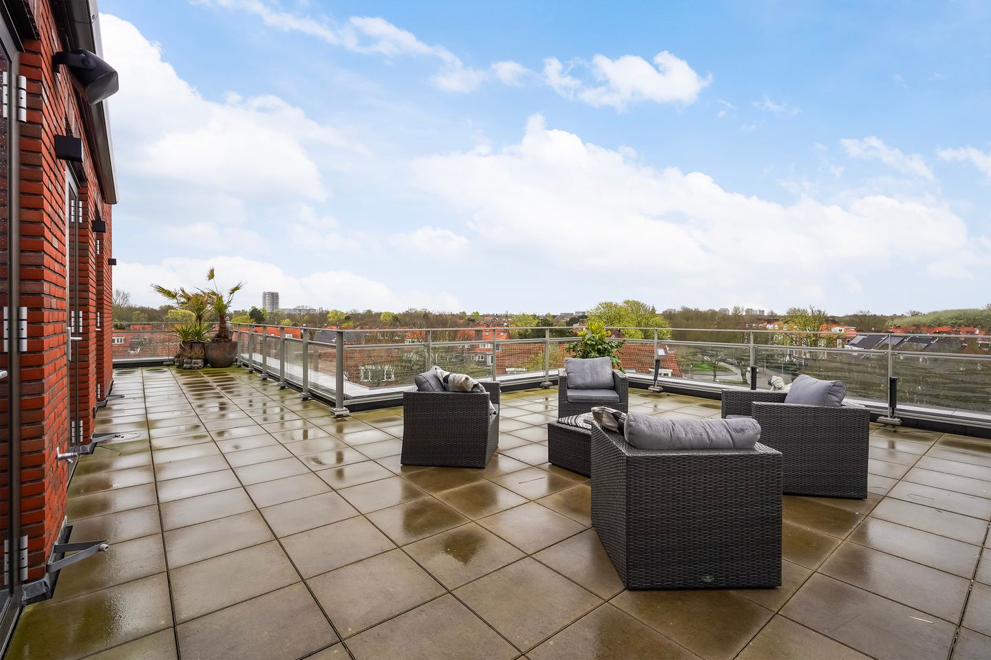 Photo 29 of Laan van Poot 399