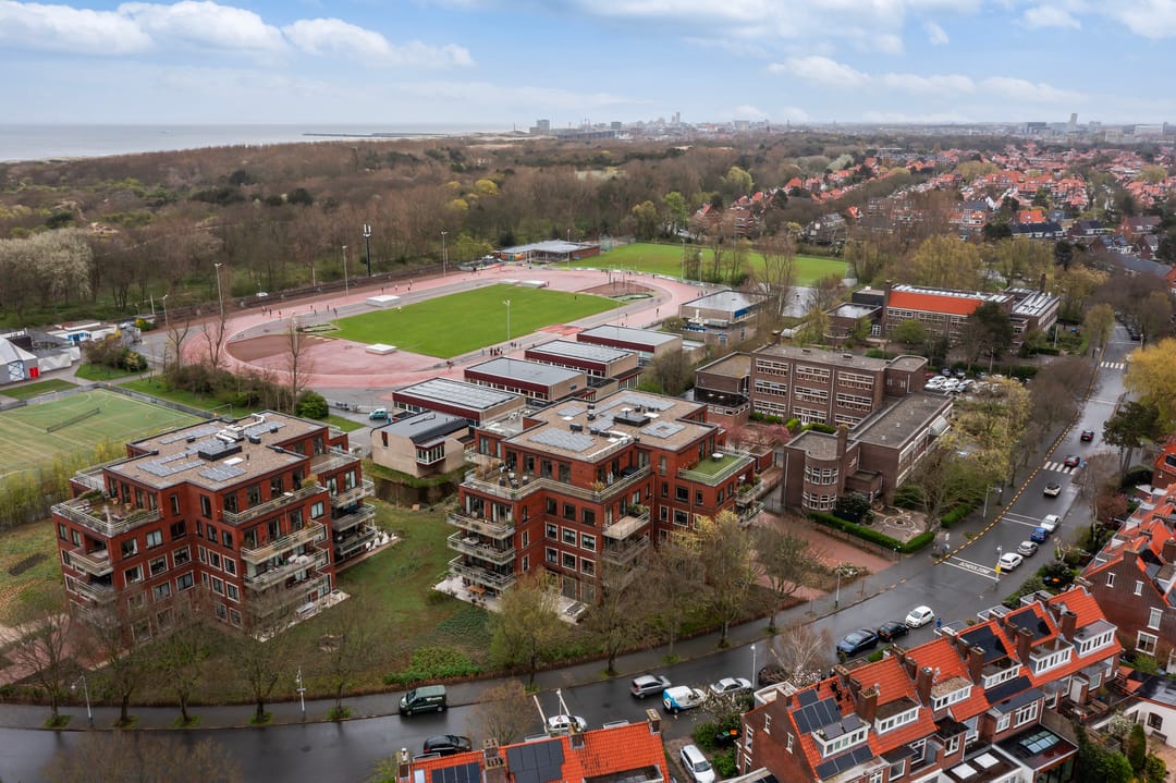 Photo 53 of Laan van Poot 399