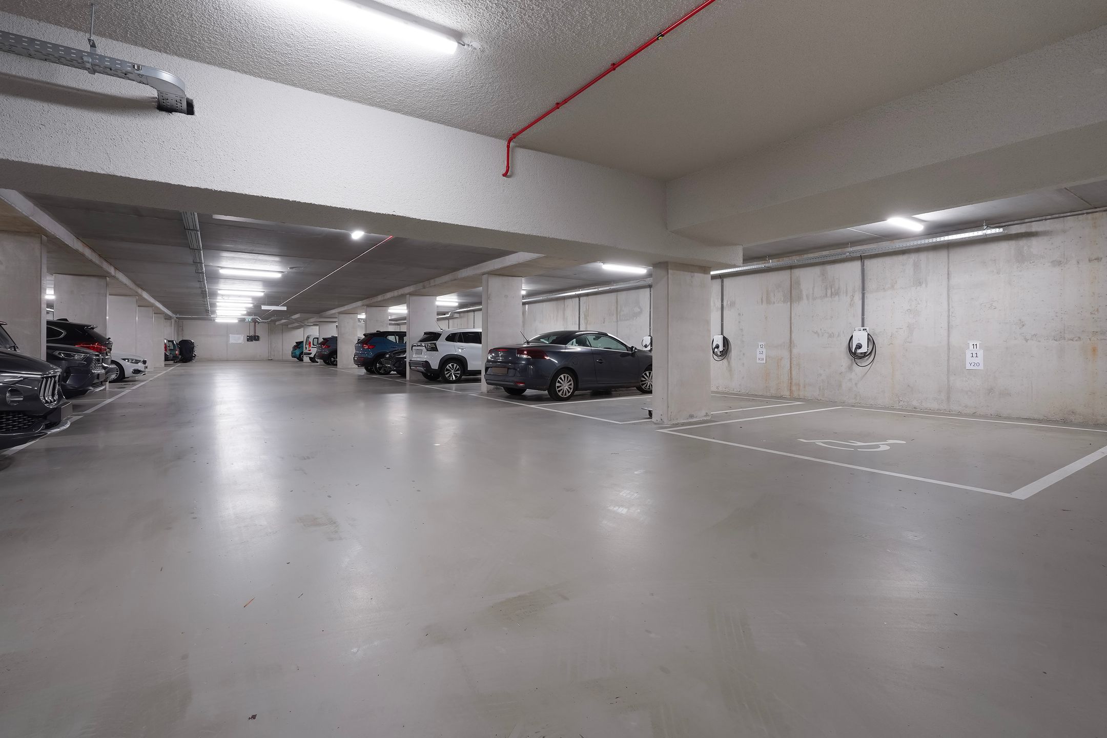 Photo 48 of Laan van Poot 399