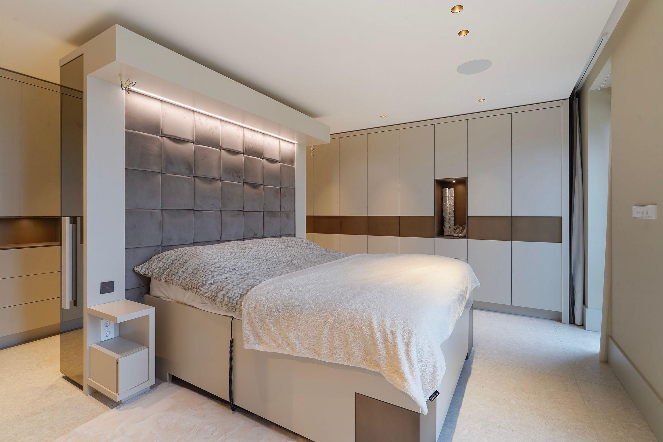 Photo 36 of Laan van Poot 399