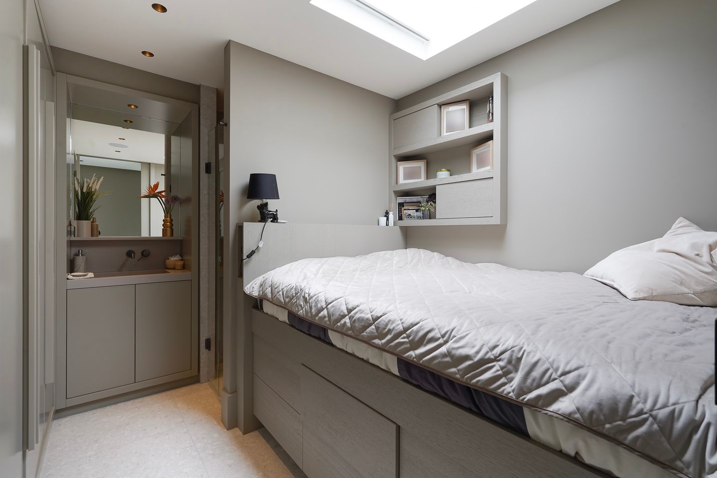 Photo 44 of Laan van Poot 399