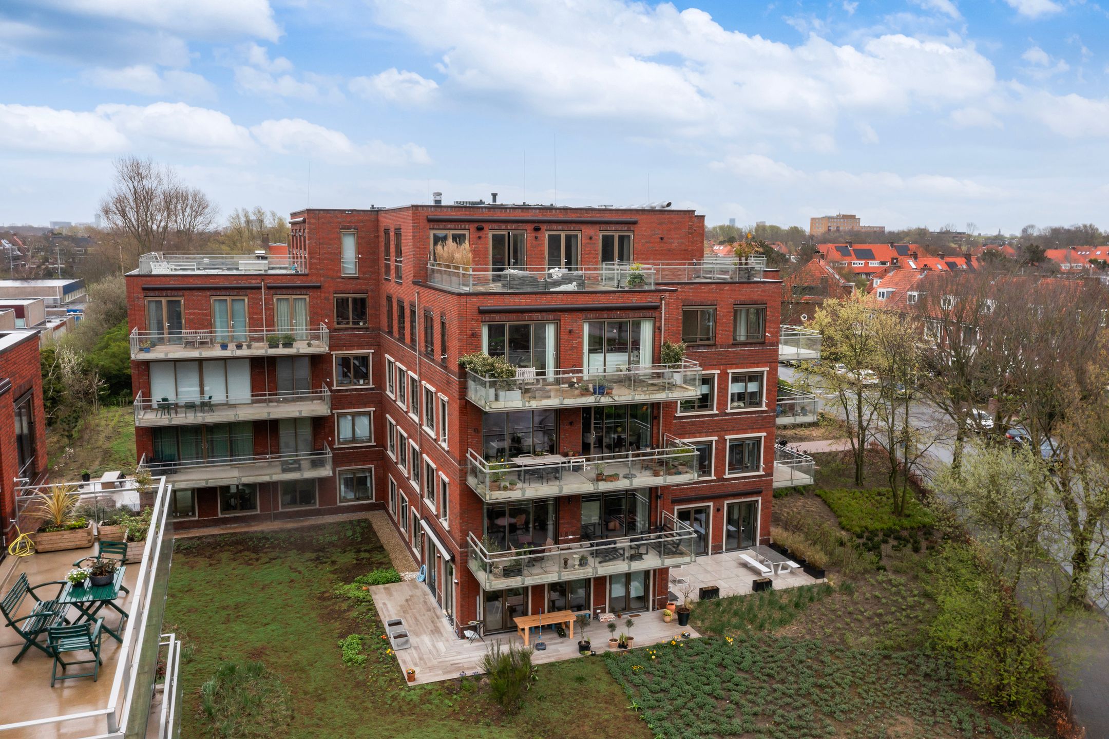 Photo 51 of Laan van Poot 399