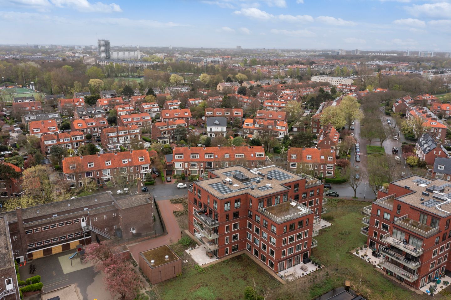 Photo 55 of Laan van Poot 399