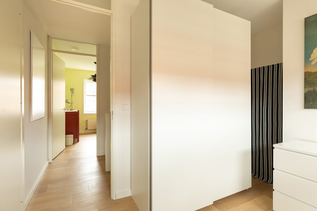 Photo 16 of Merelstraat 12