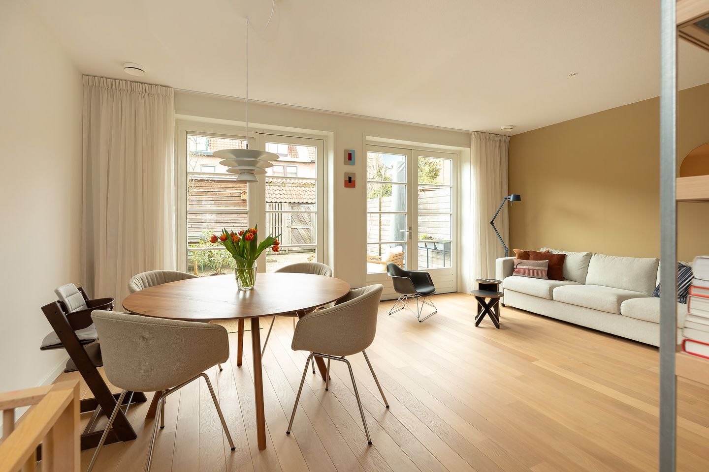 Photo 10 of Merelstraat 12
