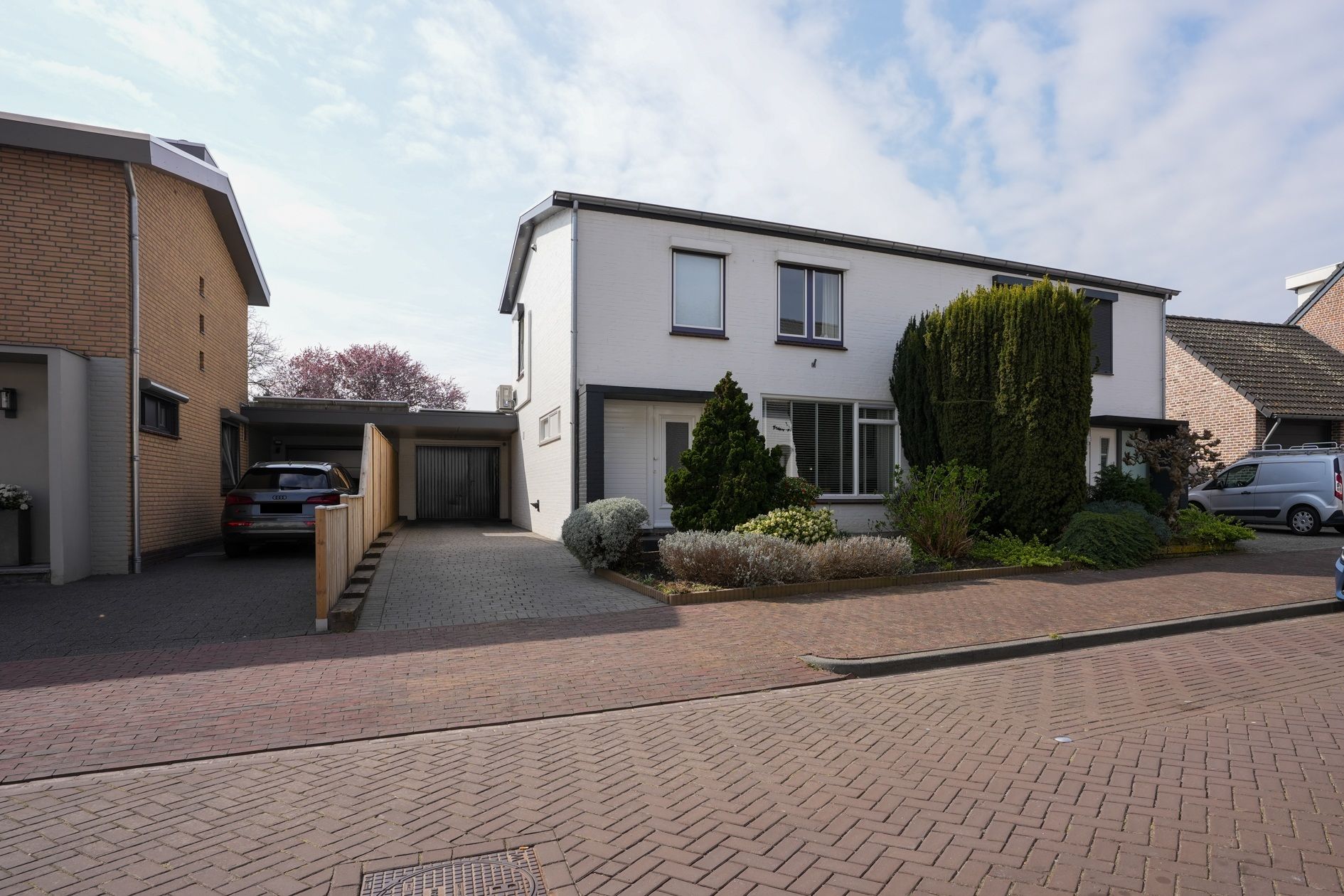 Foto 36 van Spoorstraat 63