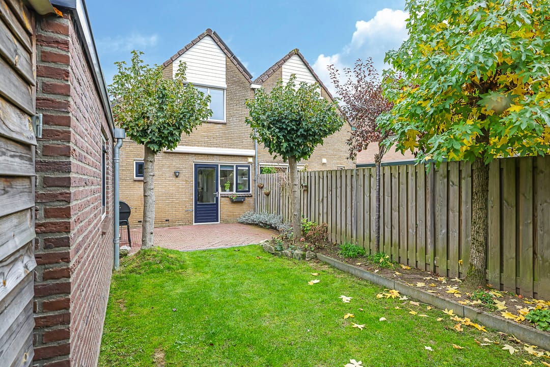 Photo 43 of Gandhistraat 18