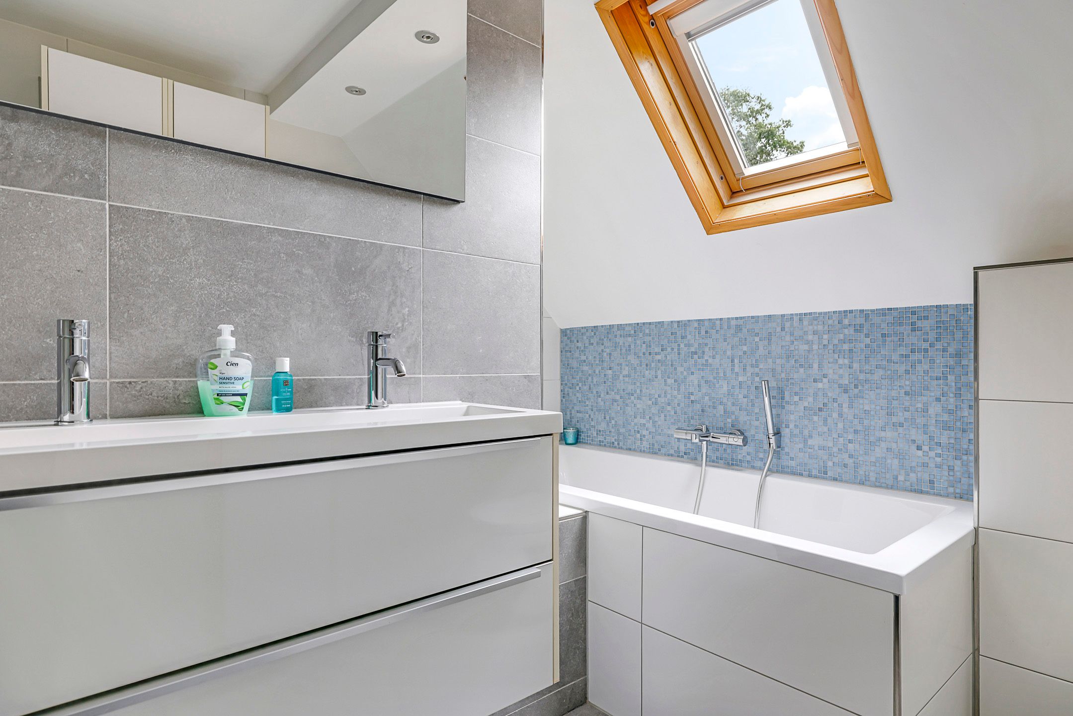 Photo 39 of Gandhistraat 18