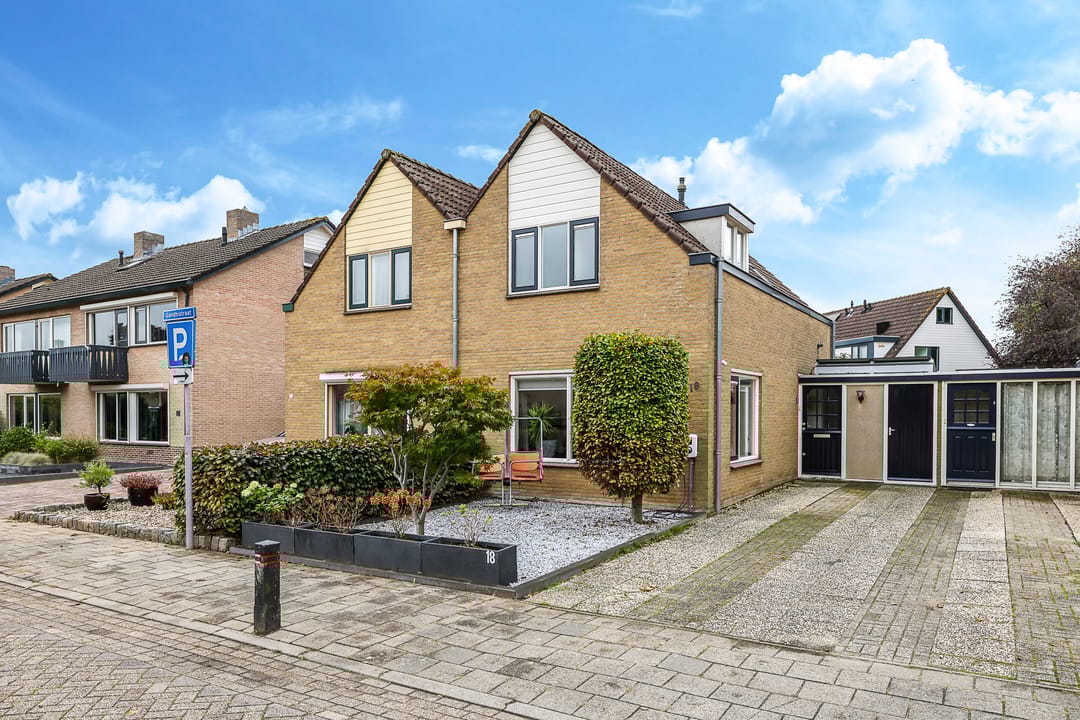 Photo 58 of Gandhistraat 18