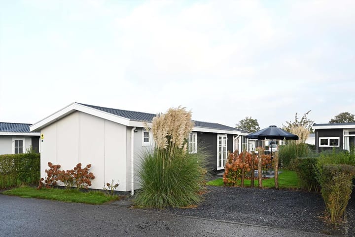 Photo 2 of Burgemeester Dalenbergstraat 50-642