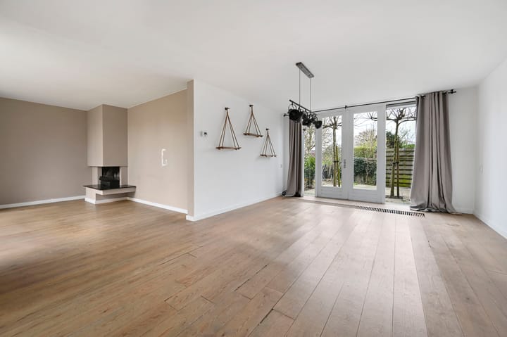 Photo 2 of Aïdaschouw 38