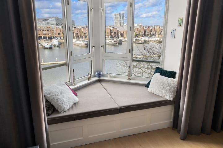 Photo 2 of Zeeburgerkade 310