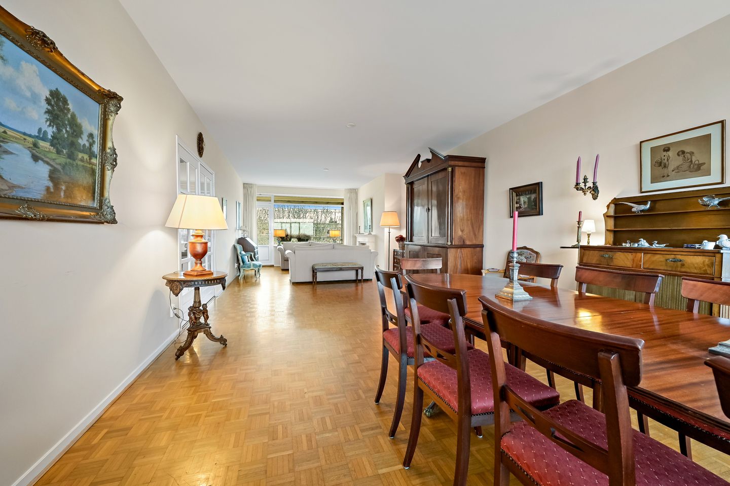 Spacious Top Floor Apartment with Magnificent Views in Burgen en Horsten — 17