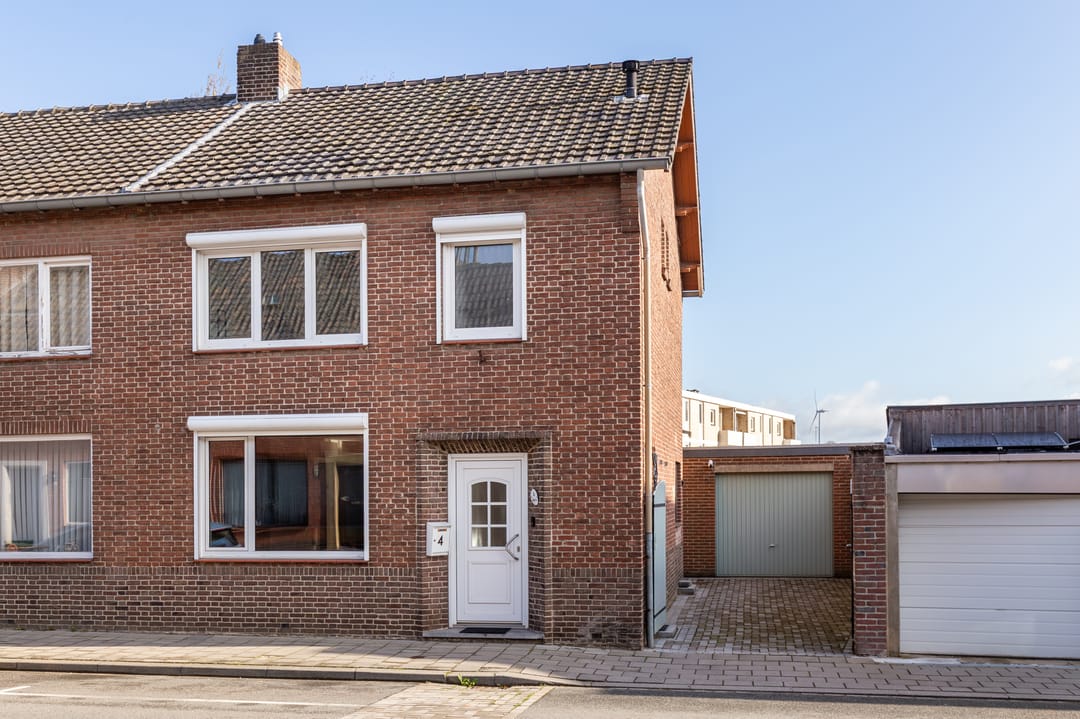 Foto 1 van Schoolstraat 4