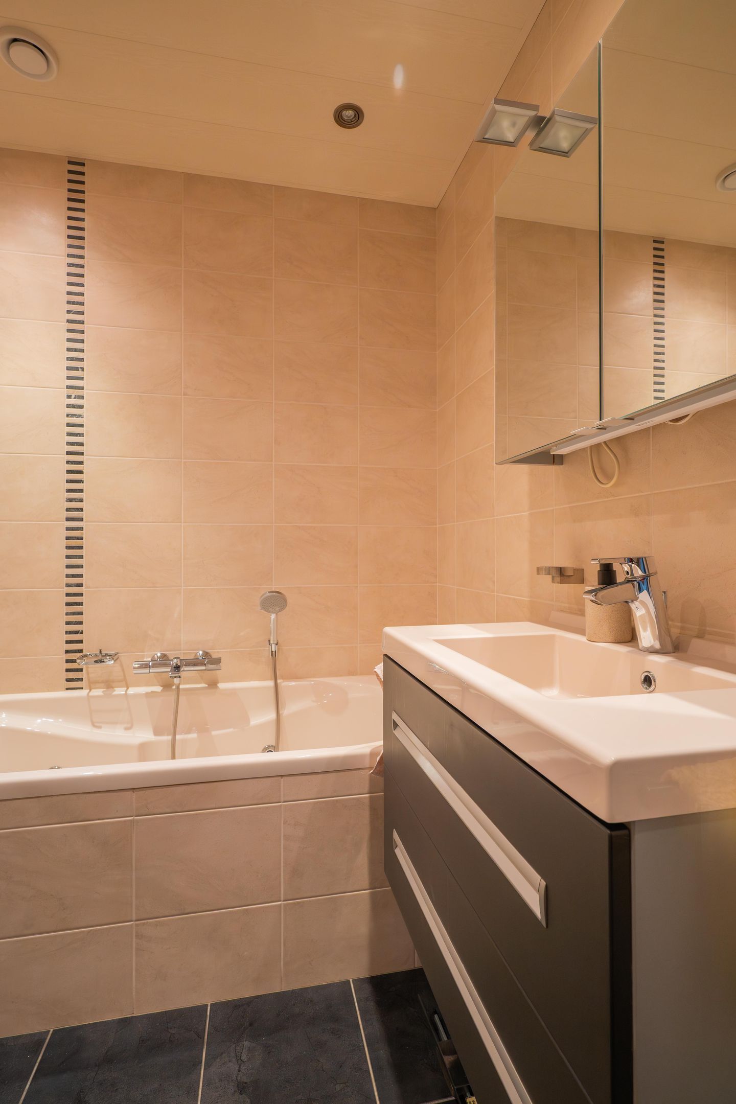 Foto 29 van Koninginnelaan 15