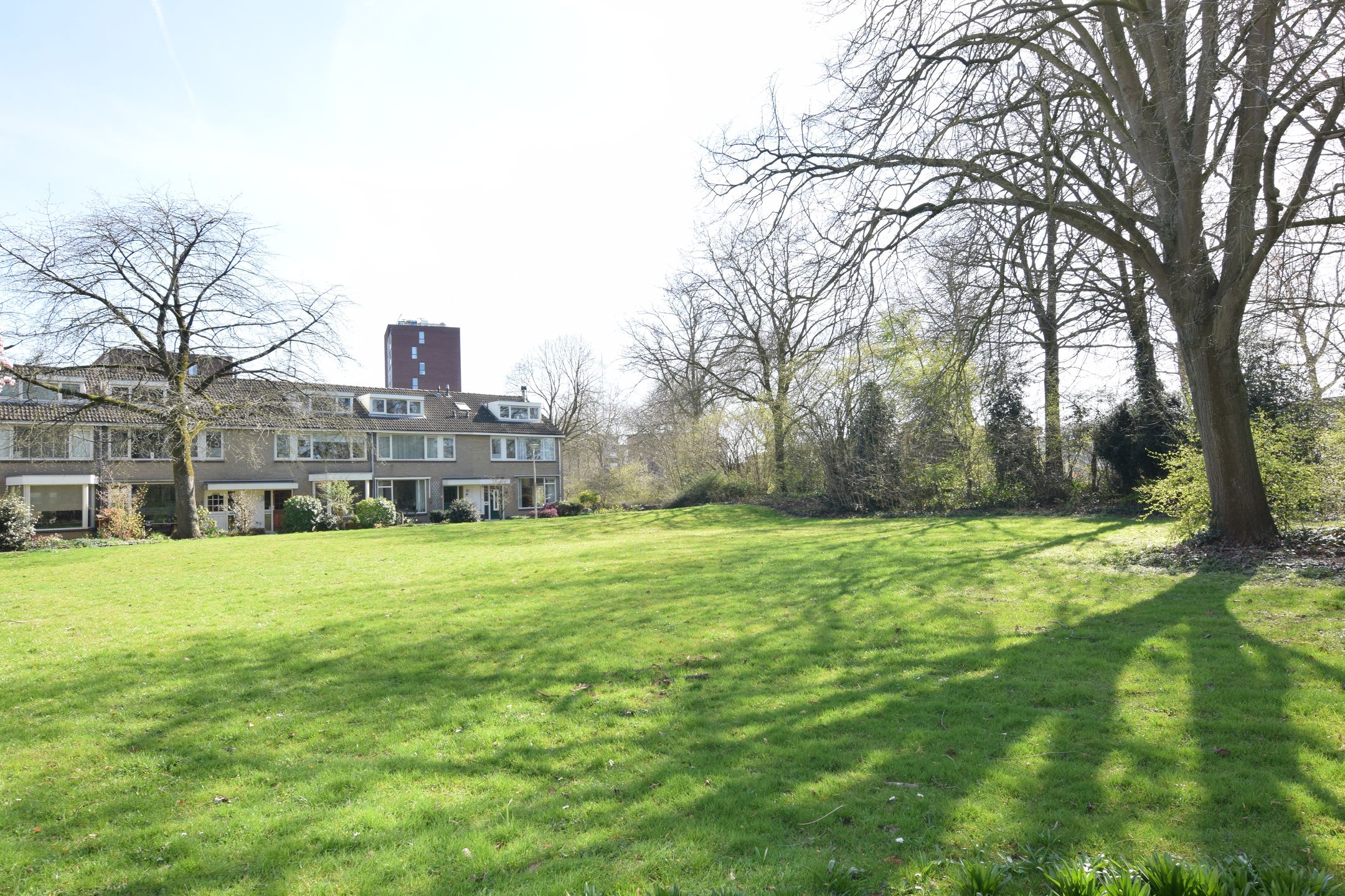 Spacious 4-bedroom family home with garden and garage in IJsselveld-West — 28