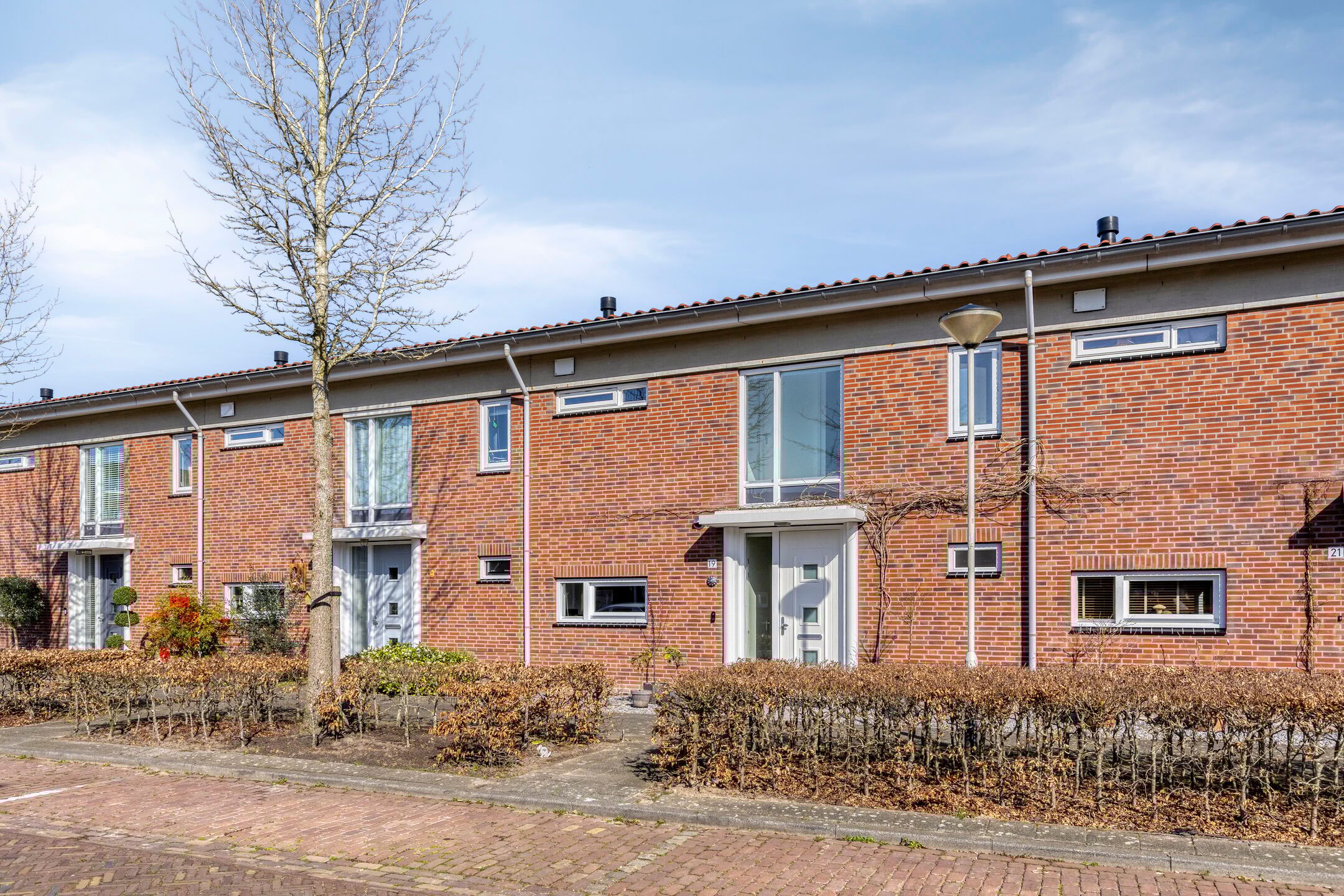 Photo 33 of Van Oldenbarneveltstraat 19