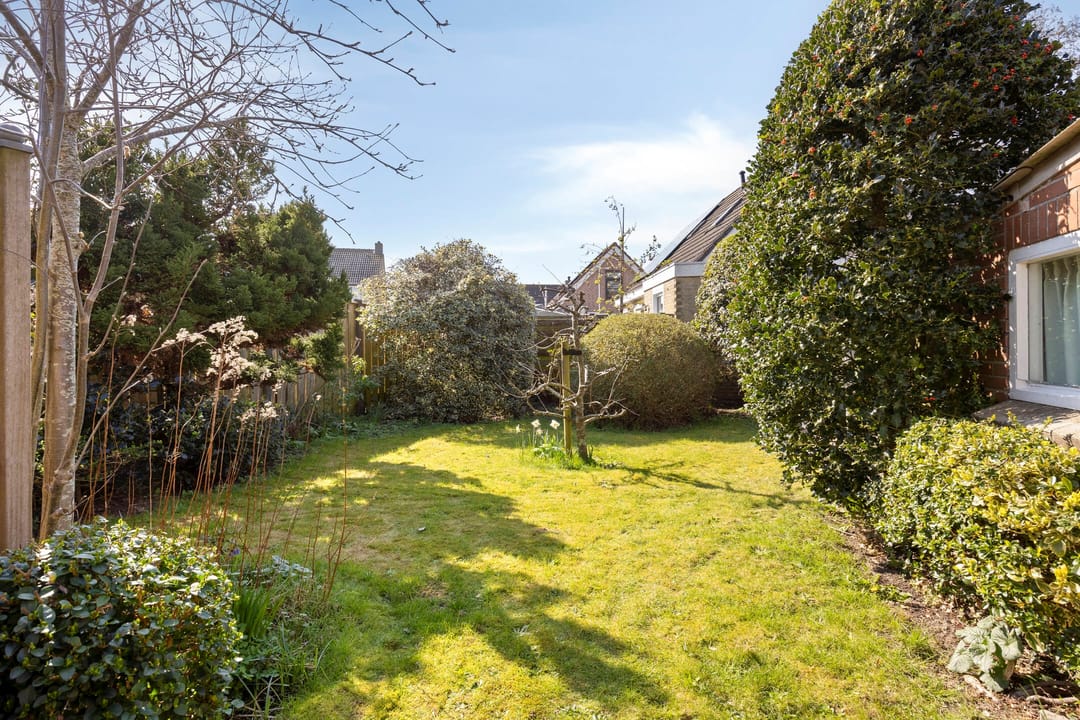 Renovation Opportunity Semi-Detached House with Sunny Garden in Burgh-Haamstede — 23