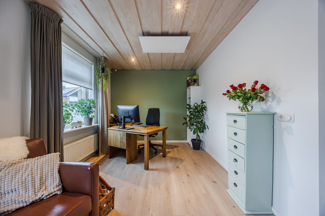 Photo 7 of Burg Thijssenstraat 27