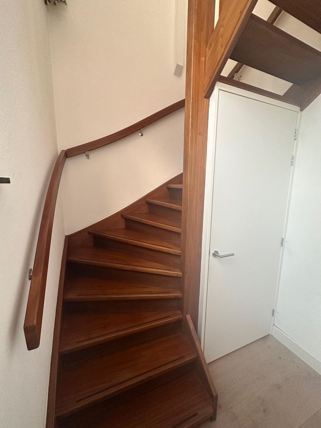 Foto 13 van Mient 13-C