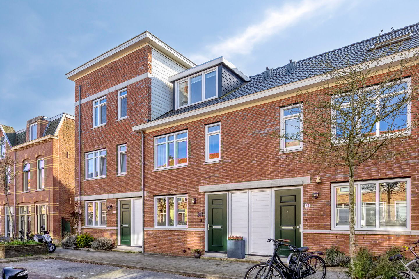 Foto 64 van Thomas à Kempisstraat 27