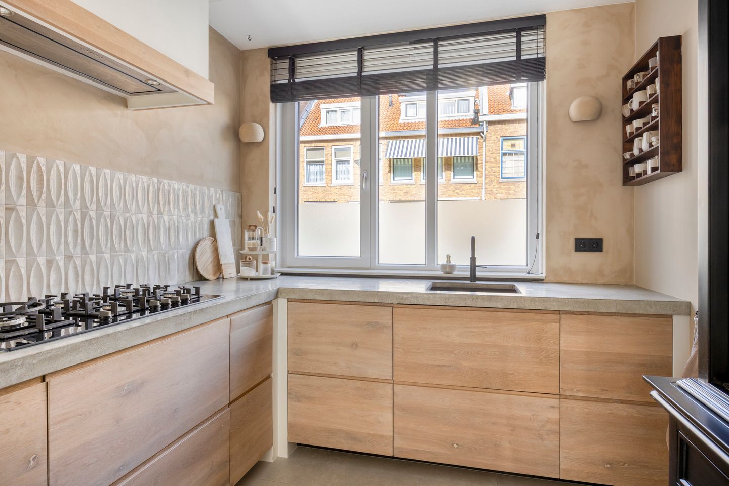 Foto 19 van Thomas à Kempisstraat 27