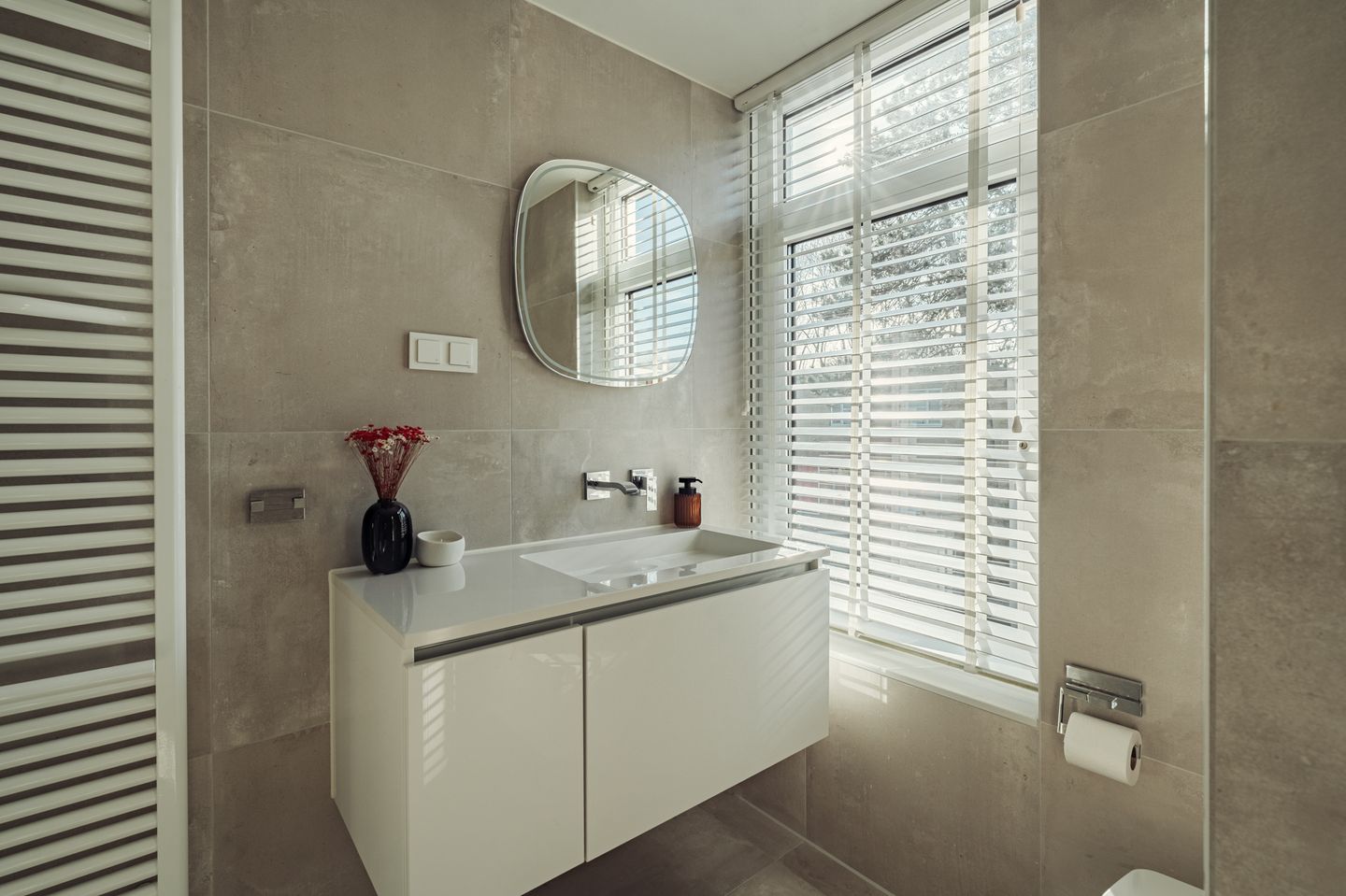 Foto 25 van De Roos van Dekama 46