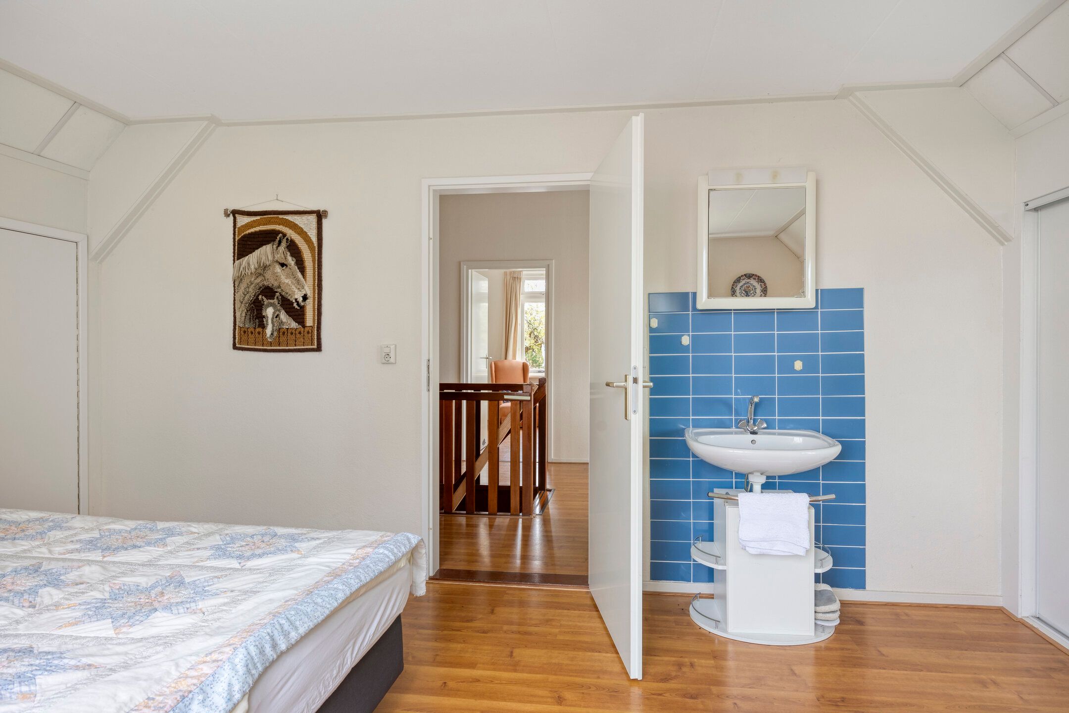 Detached Country Home with Equestrian Facilities on Over 14,000 m² of Land — 21