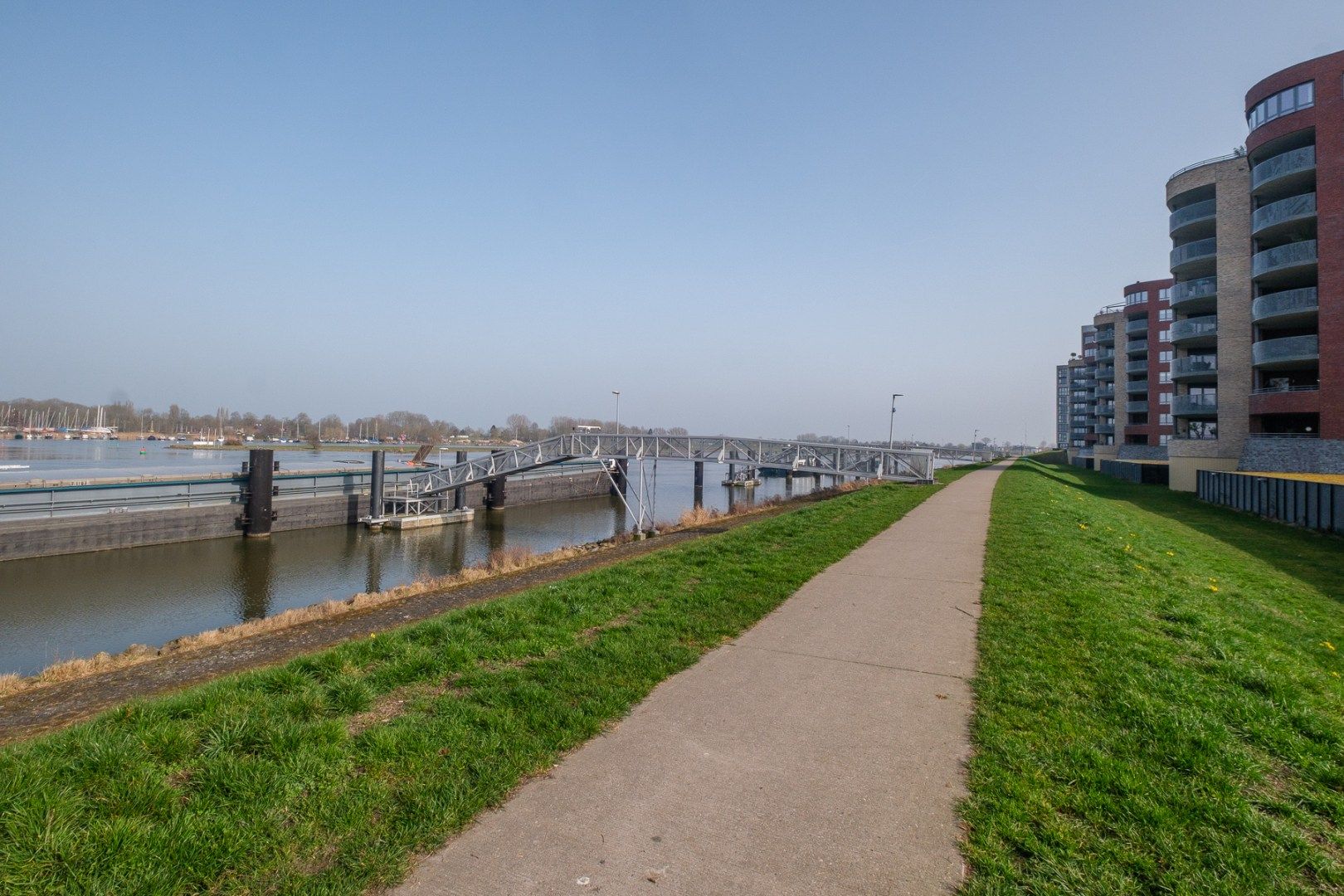 Foto 45 van Balkstraat 1