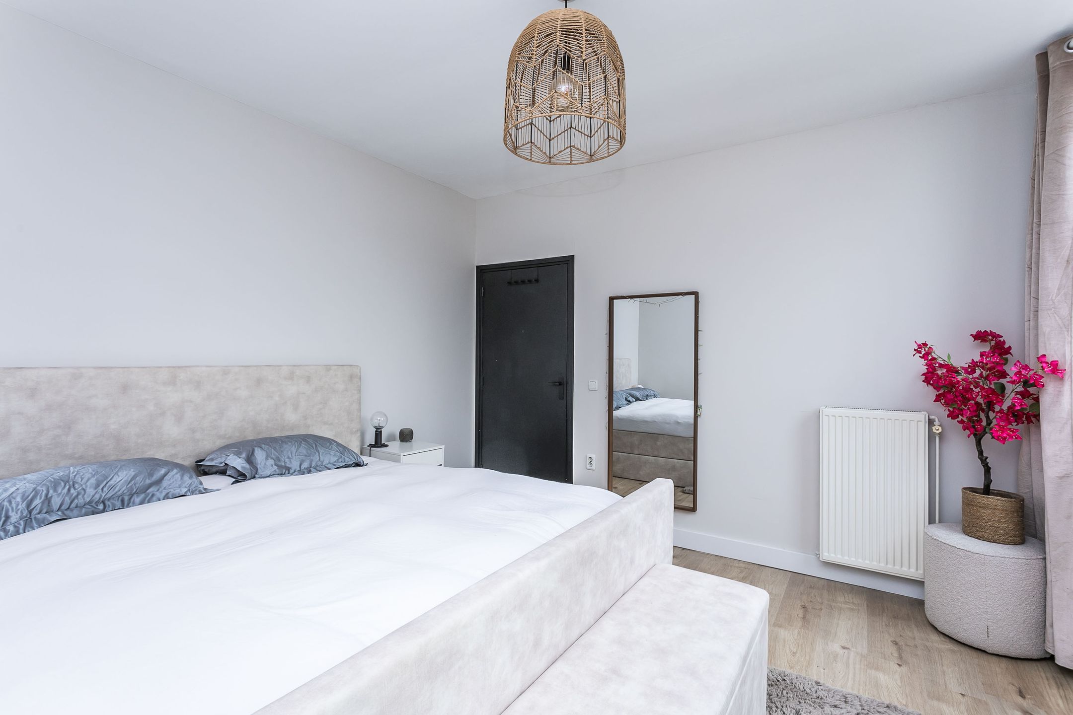 Spacious Characteristic Upper Floor Apartment with Rooftop Terrace in Central Heerlen — 12