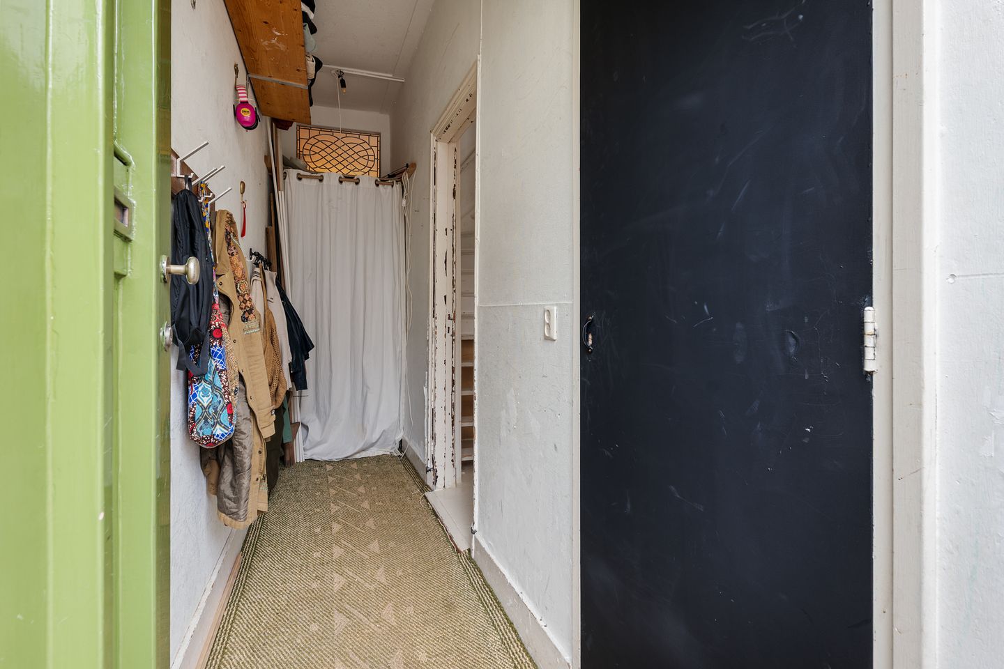 Photo 10 of Selwerderstraat 1