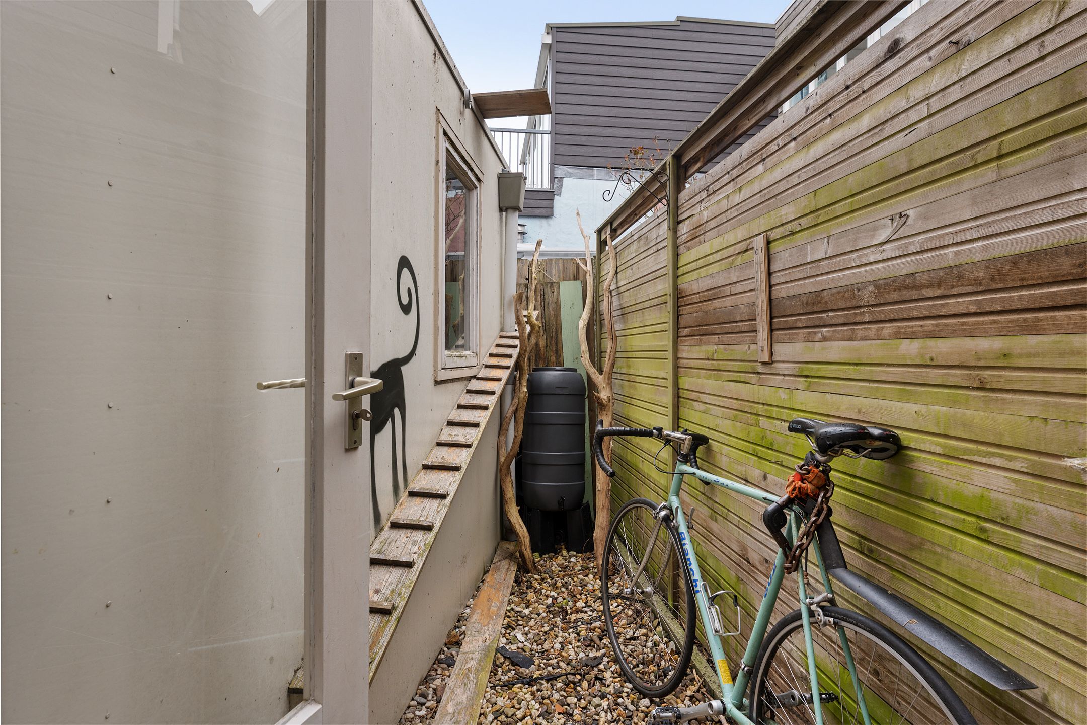 Photo 24 of Selwerderstraat 1