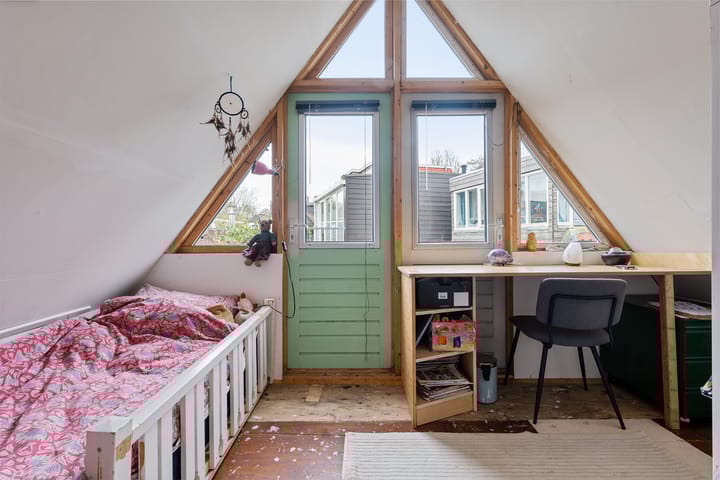 Photo 4 of Selwerderstraat 1