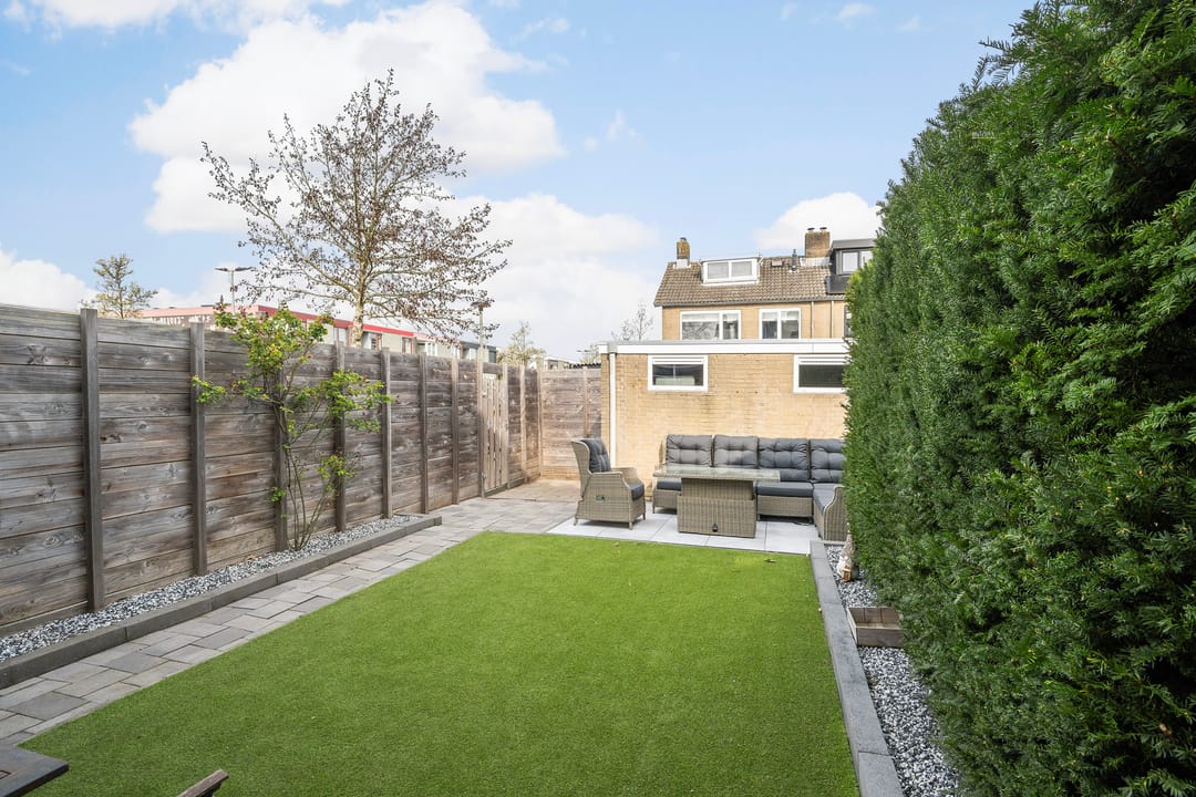 Foto 16 van Albertine Agneslaan 1