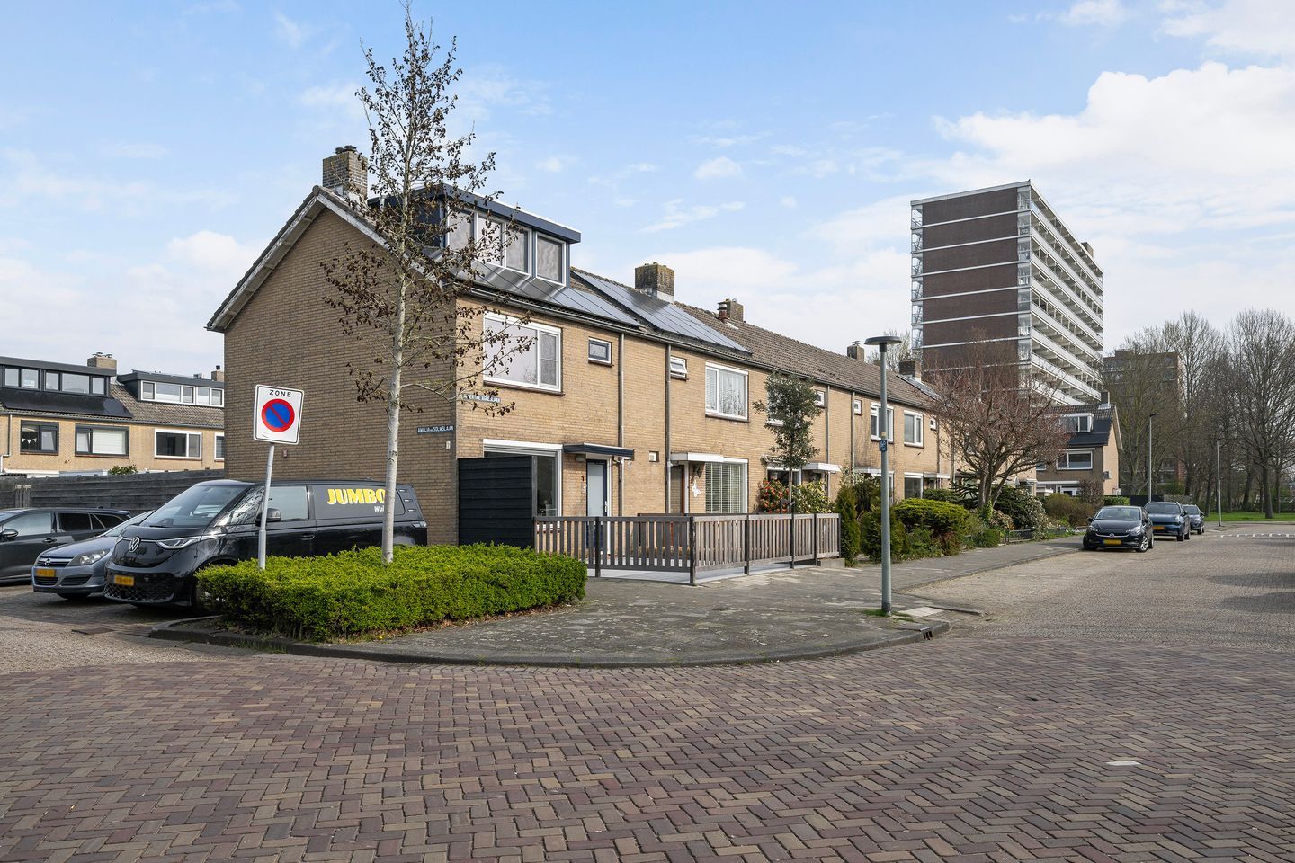 Foto 40 van Albertine Agneslaan 1