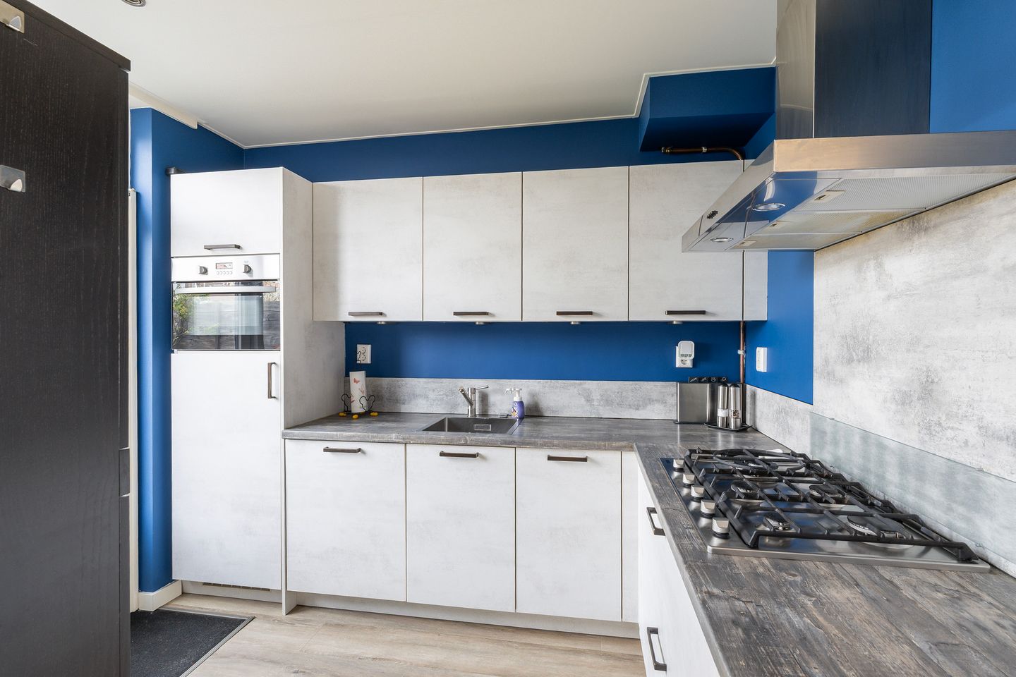 Foto 14 van Albertine Agneslaan 1