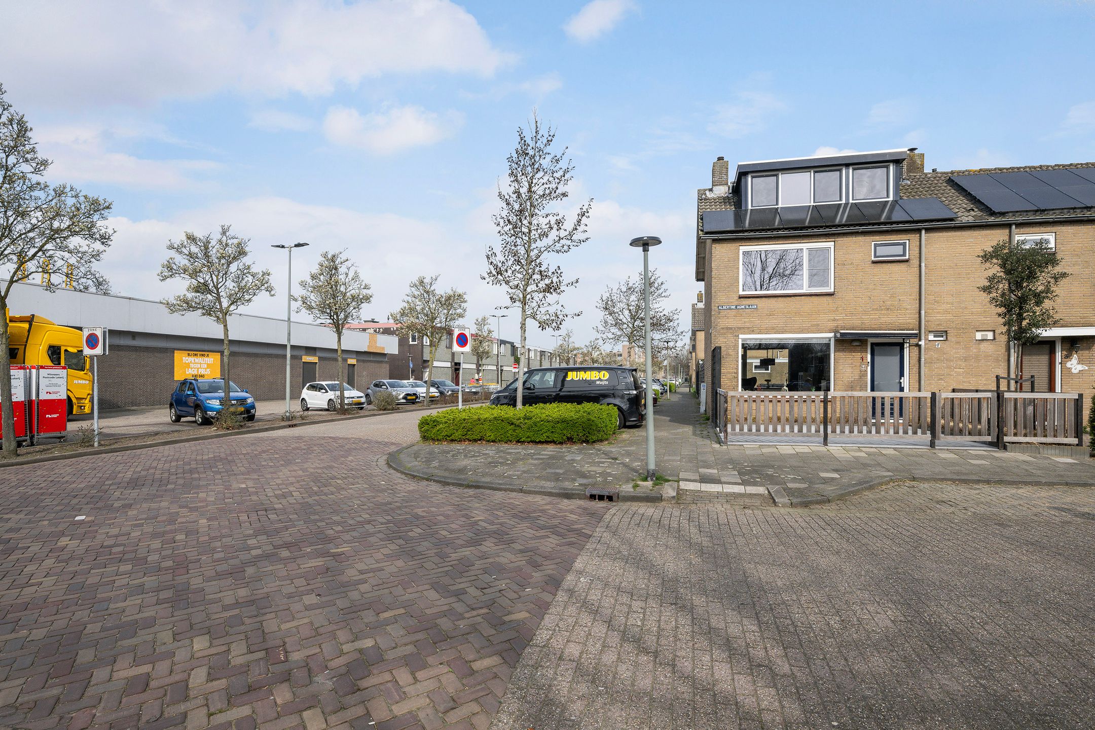 Foto 39 van Albertine Agneslaan 1