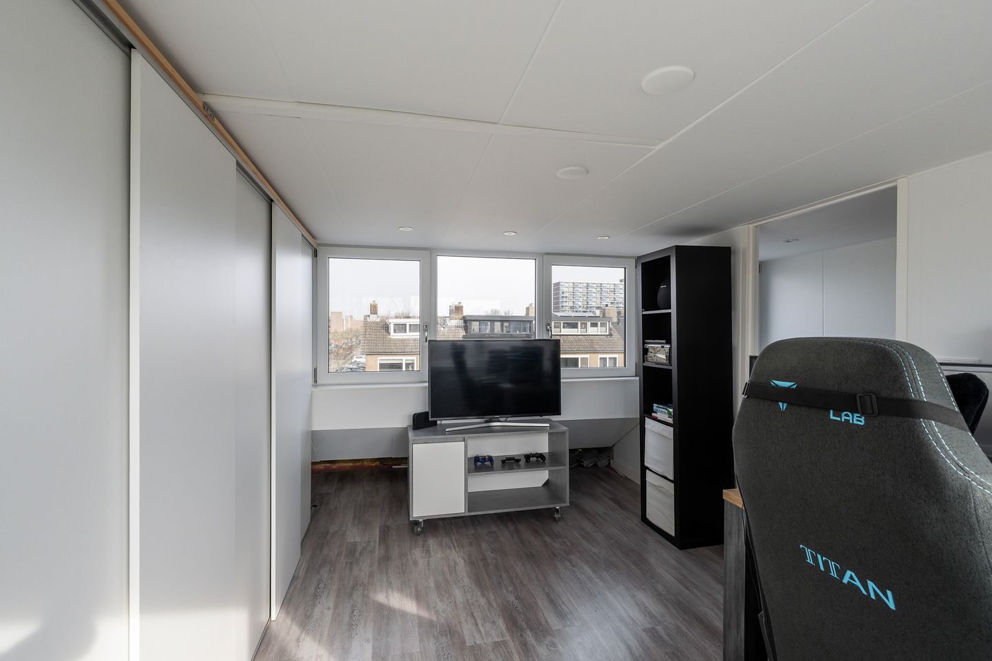 Foto 35 van Albertine Agneslaan 1