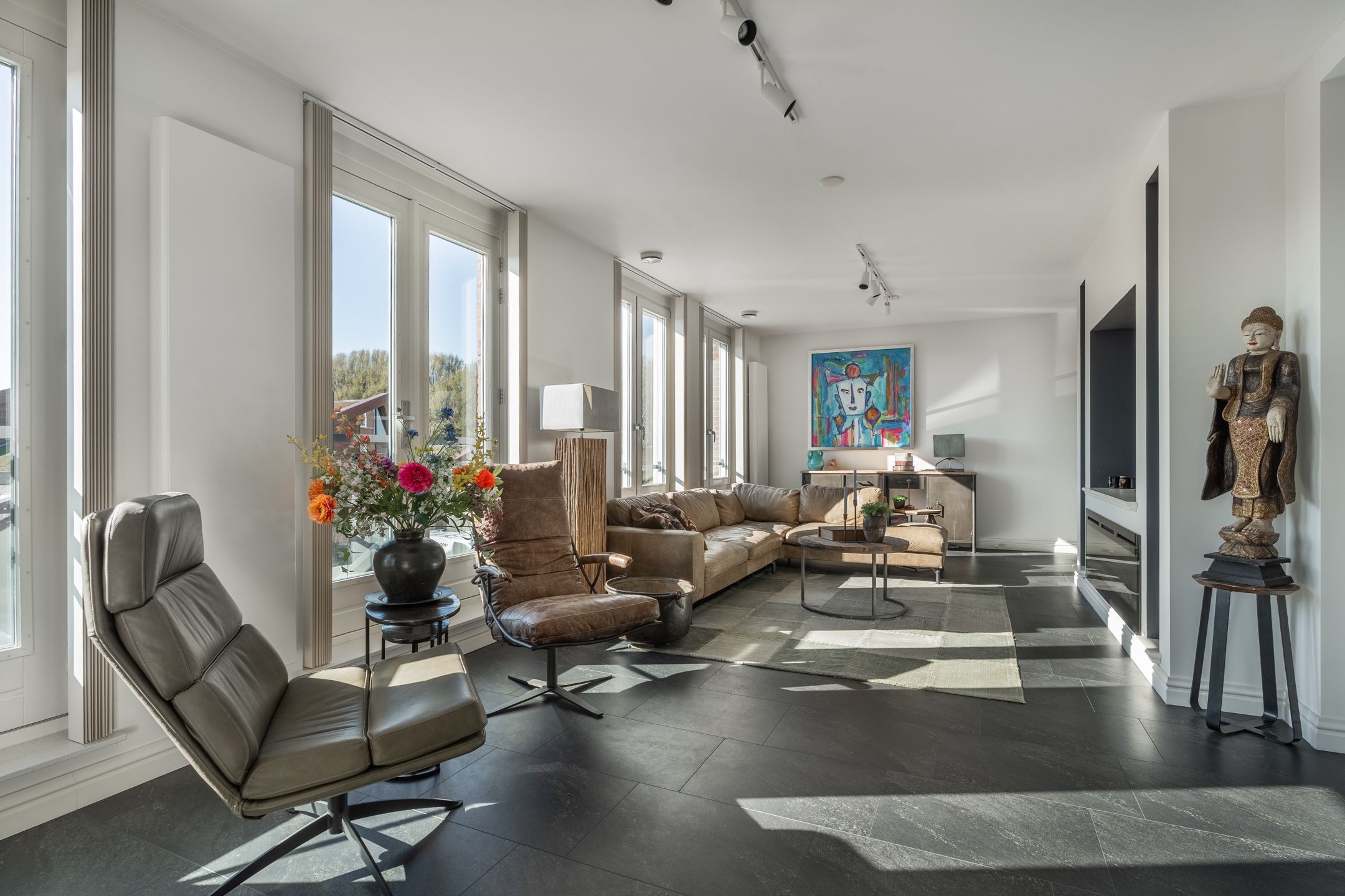 Modern ground-floor apartment with private parking in Hedel center — 18