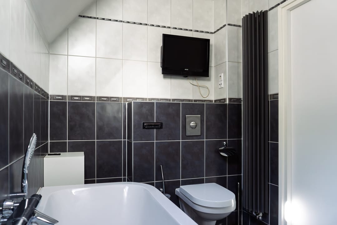Spacious Semi-Detached Home with Large Garden in Warande-West — 12