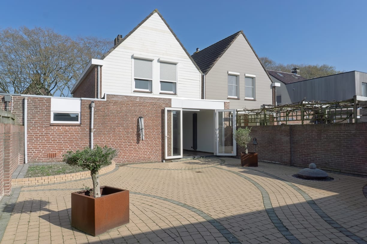 Spacious Semi-Detached Home with Large Garden in Warande-West — 14